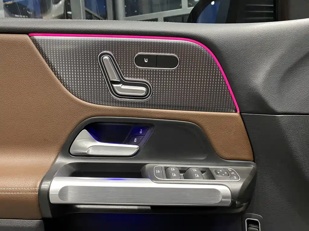 Mercedes-Benz GLB 2022 GLB 220 Dynamic купить на сайте DeffCars