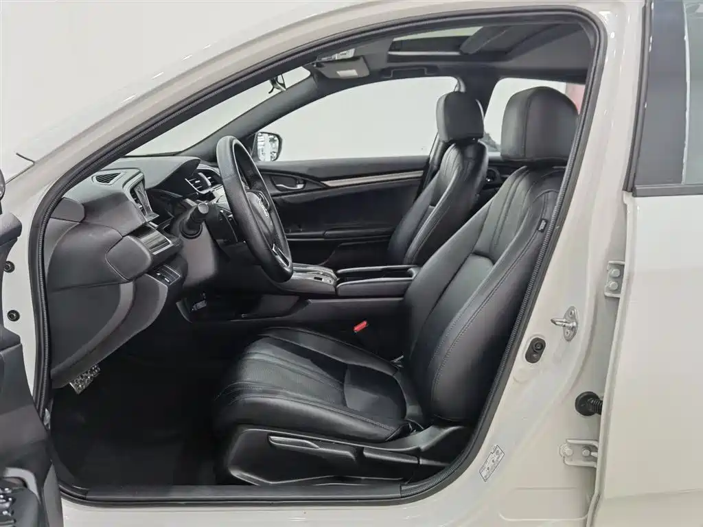 Civic 2021 HATCHBACK 220TURBO CVT cool control купить на сайте DeffCars
