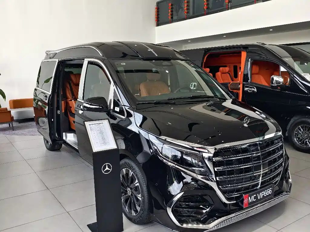 Mercedes-Benz V-Class 2024 V 300 L Long Wheelbase Premium Edition купить на сайте DeffCars