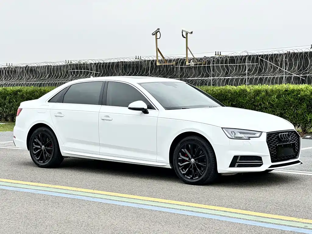 Audi A4L 2019 40 TFSI Enterprising National VI купить на сайте DeffCars