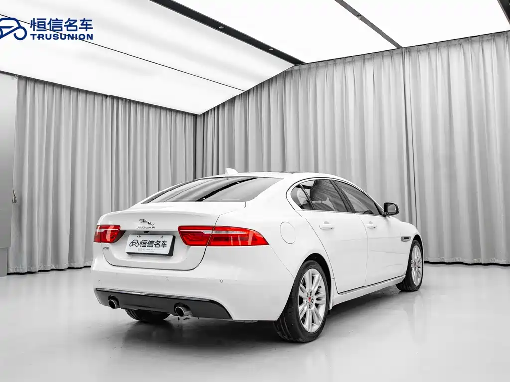 Jaguar XEL 2018 2.0T 200PS Exclusive Edition купить на сайте DeffCars