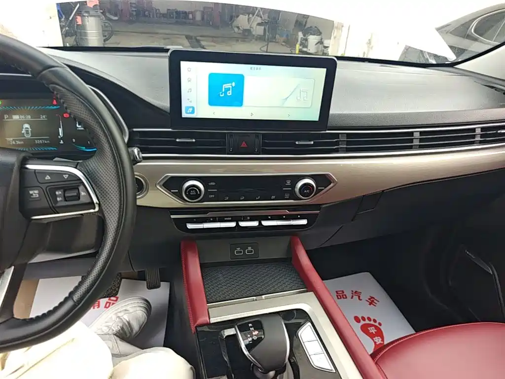 Jietu X70 2025 model 1.5T DCT surpasses PRO 5-seater купить на сайте DeffCars