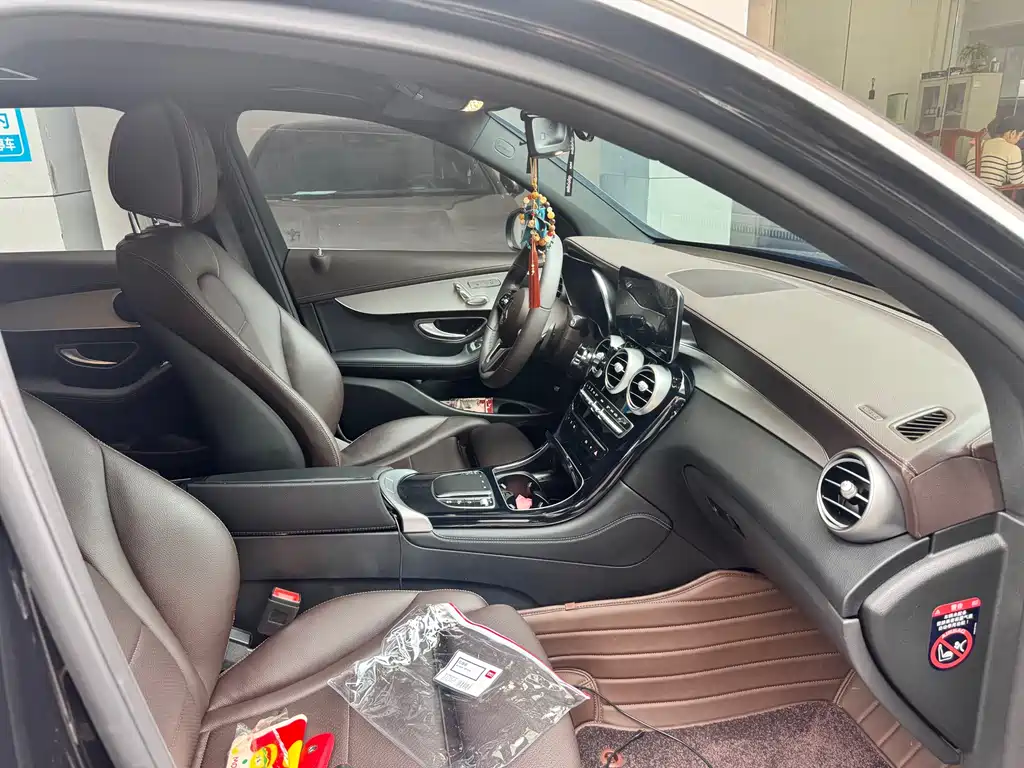 Mercedes-Benz GLC 2020 facelift GLC 260 L 4MATIC dynamic купить на сайте DeffCars