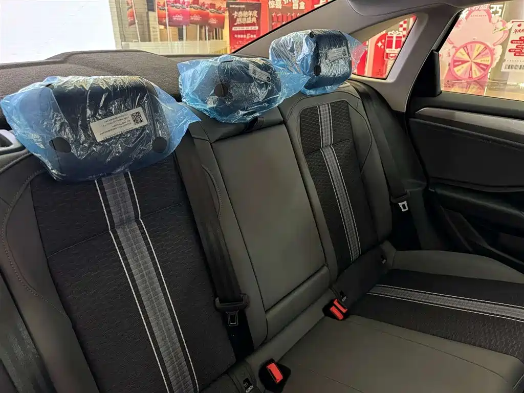 Sagitar 2025 facelift 300TSI DSG flyover version купить на сайте DeffCars