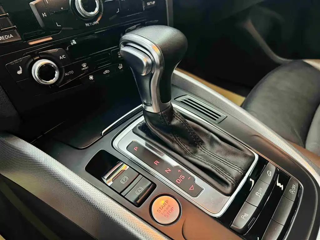 Audi Q5 2017 Plus 40 TFSI Technology купить на сайте DeffCars