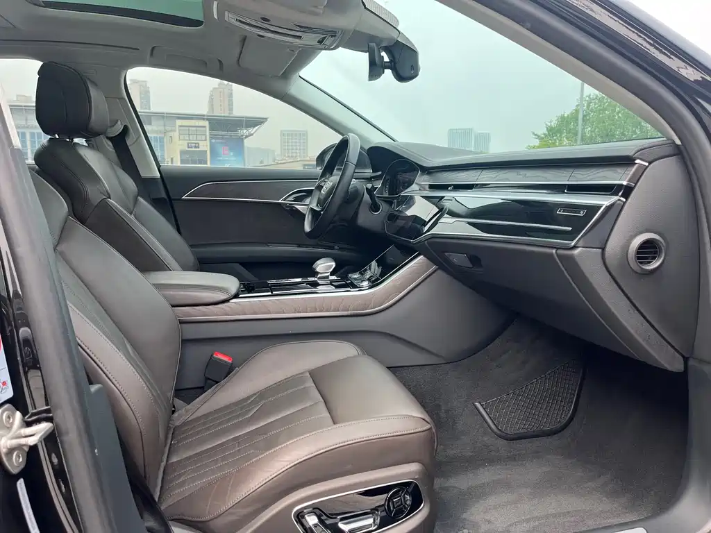 Audi A8 2019 Plus A8L 50 TFSI quattro comfort type купить на сайте DeffCars