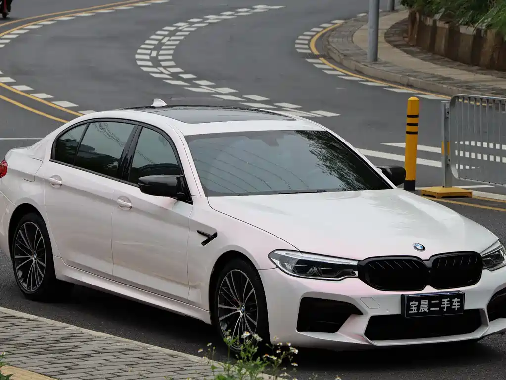 BMW 5 Series 2019 facelift 530Li Exclusive M Sports Package купить на сайте DeffCars