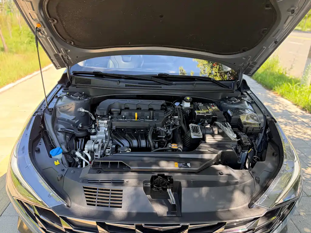 Elantra 2022 1.5L CVT Lux Premium Edition купить на сайте DeffCars