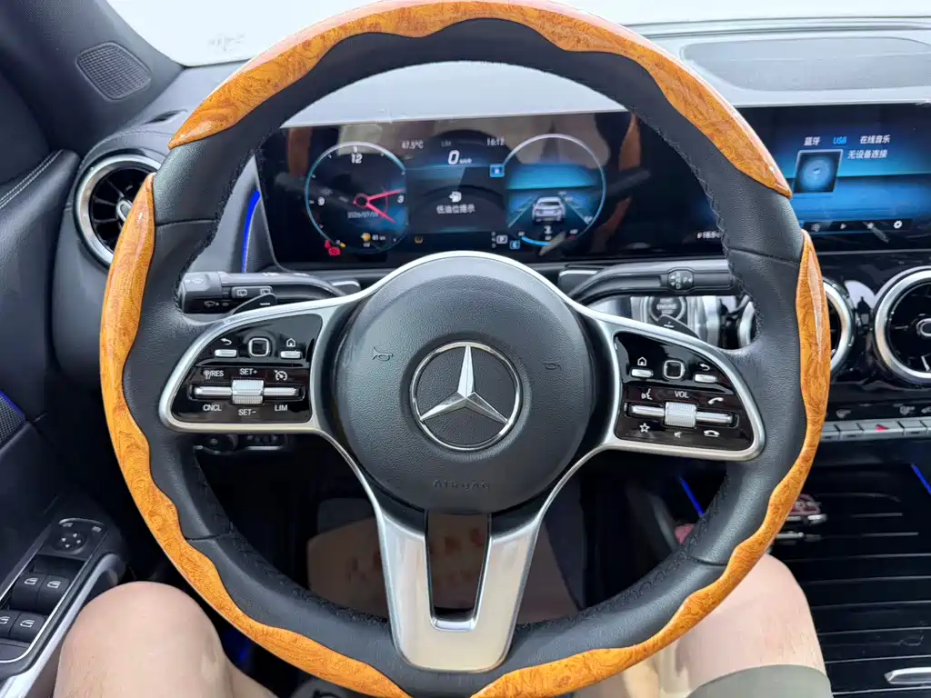 Mercedes-Benz GLB 2020 GLB 180 Dynamic купить на сайте DeffCars