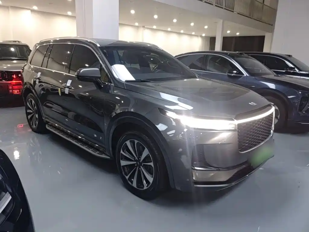 Ideal ONE 2021 extended range 6-seater version купить на сайте DeffCars