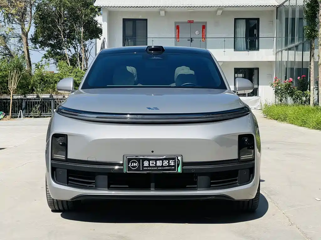 Ideal L8 2024款 Ultra купить на сайте DeffCars