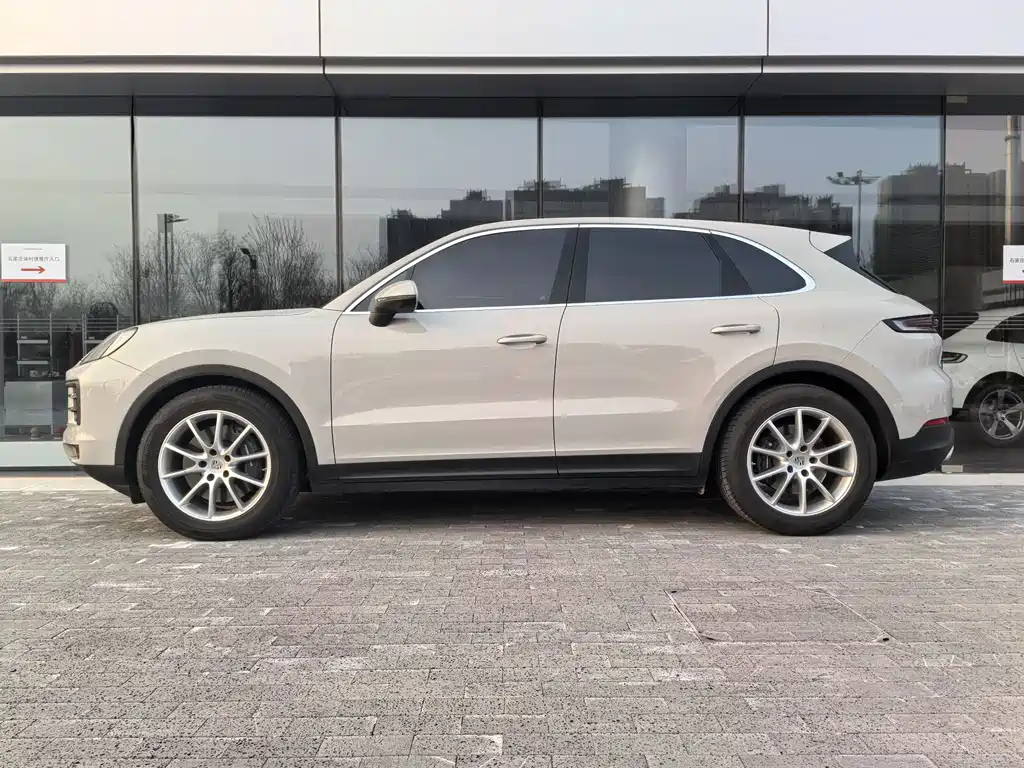Cayenne 2024 Cayenne 3.0T купить на сайте DeffCars