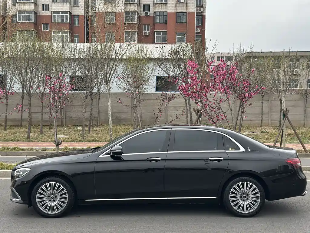 Mercedes-Benz E-Class 2022 Model Three E 300 L Fashion Model купить на сайте DeffCars
