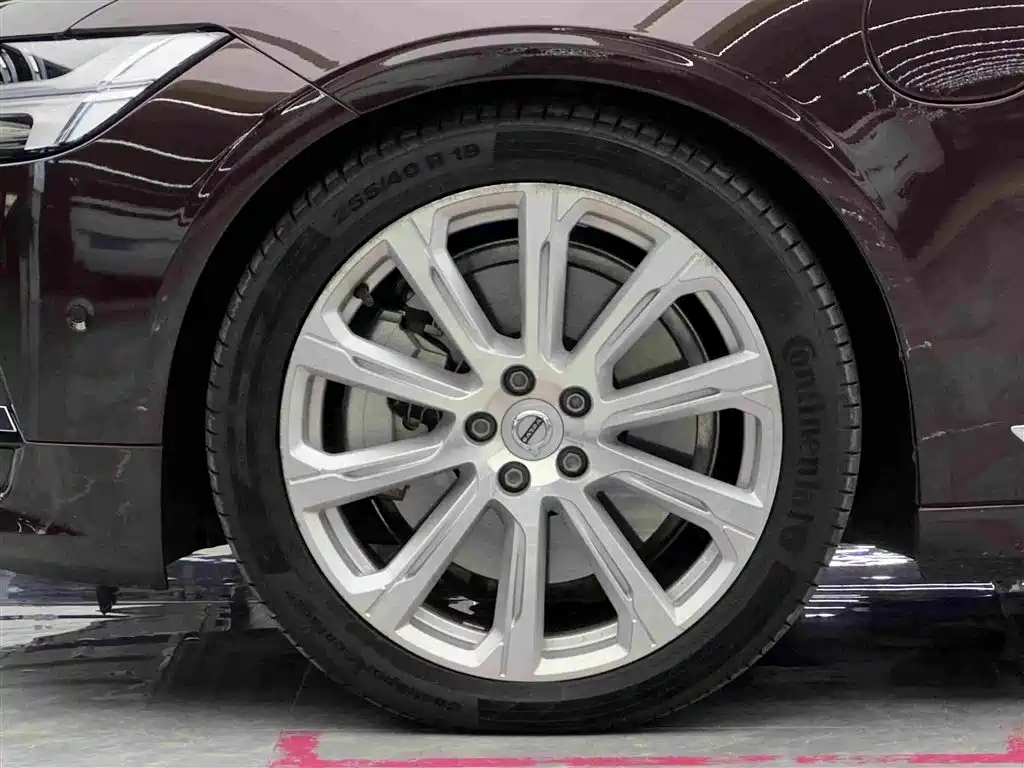 Volvo S90 Plug-in Hybrid 2019 T8 E-Drive Hybrid Honor Edition 3 Seats National V купить на сайте DeffCars