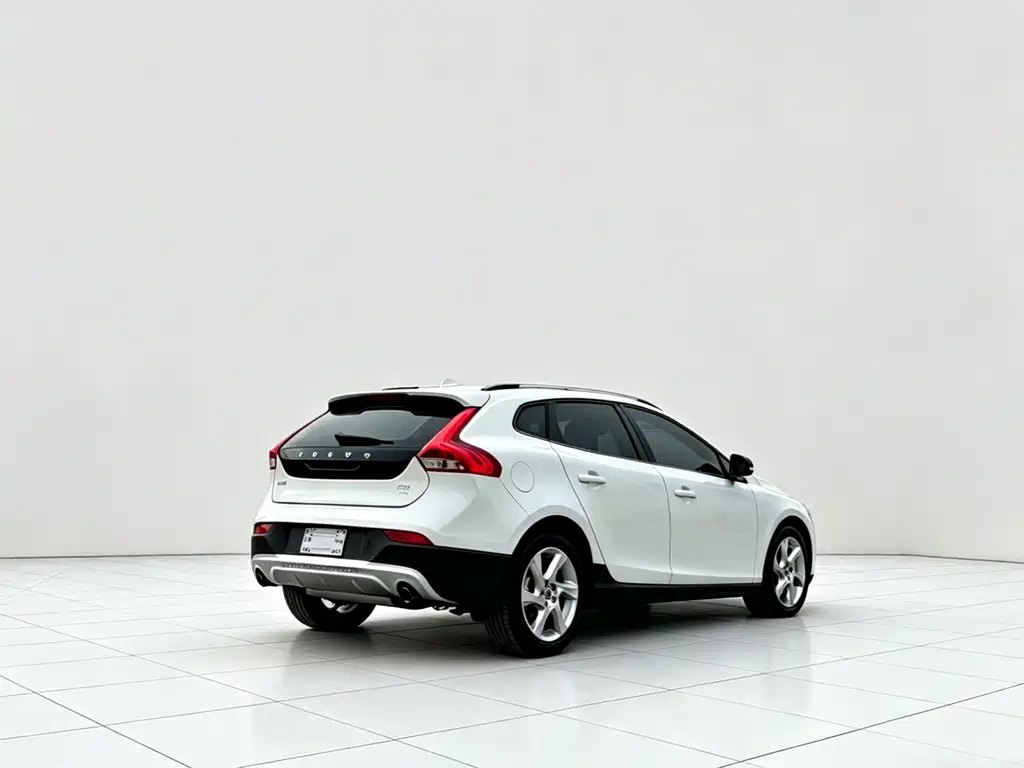 Volvo V40 2015 Cross Country T5 AWD Zhiya Edition купить на сайте DeffCars