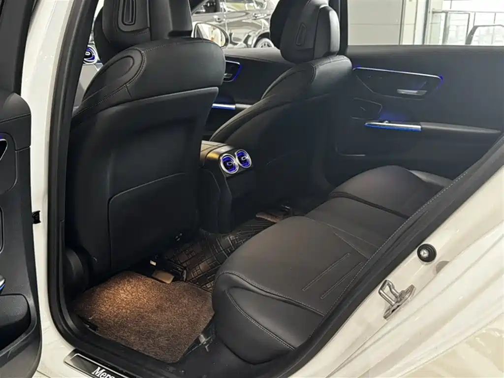 Mercedes-Benz C-Class 2024 facelift three C 260 L sports version купить на сайте DeffCars