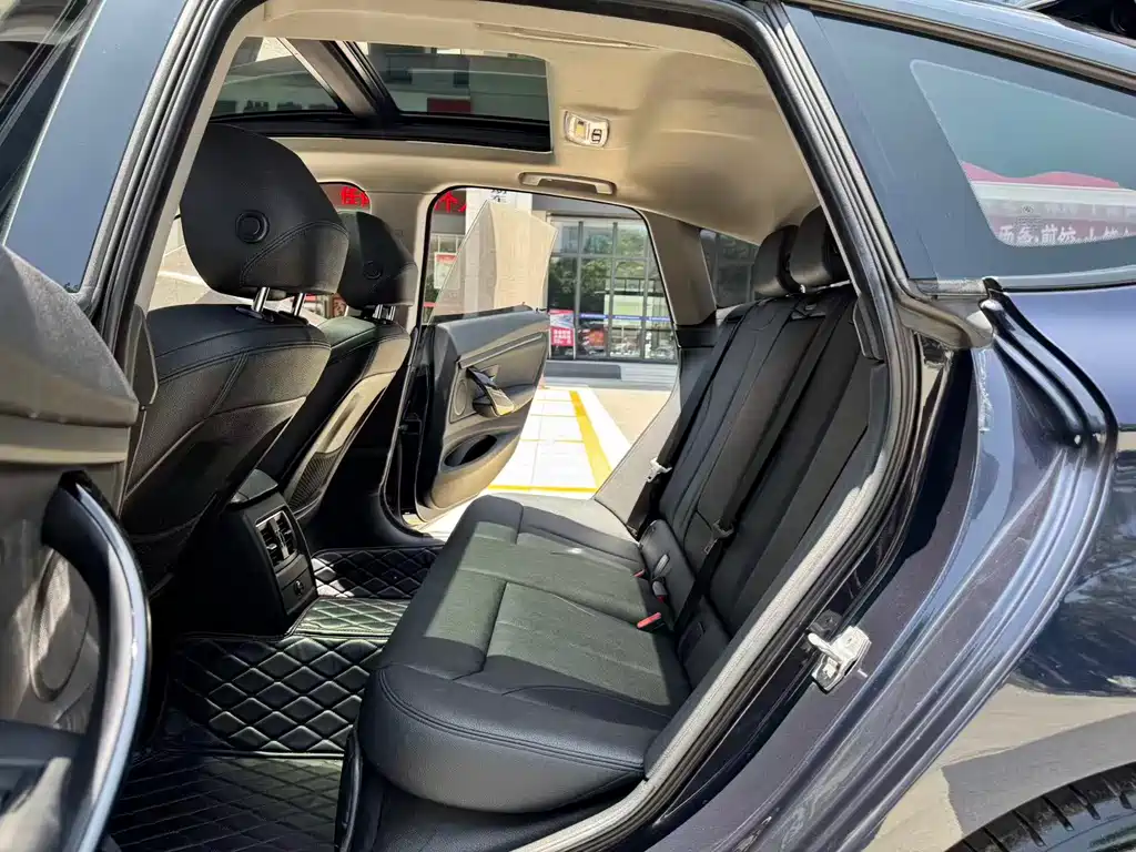 BMW 3 Series GT 2018 320i Luxury Design Package купить на сайте DeffCars
