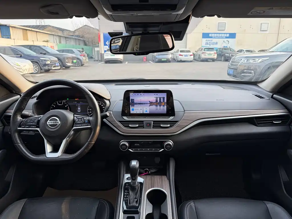 Teana 2021 2.0L XL Upper AD1 Smart Travel Pilot Edition купить на сайте DeffCars