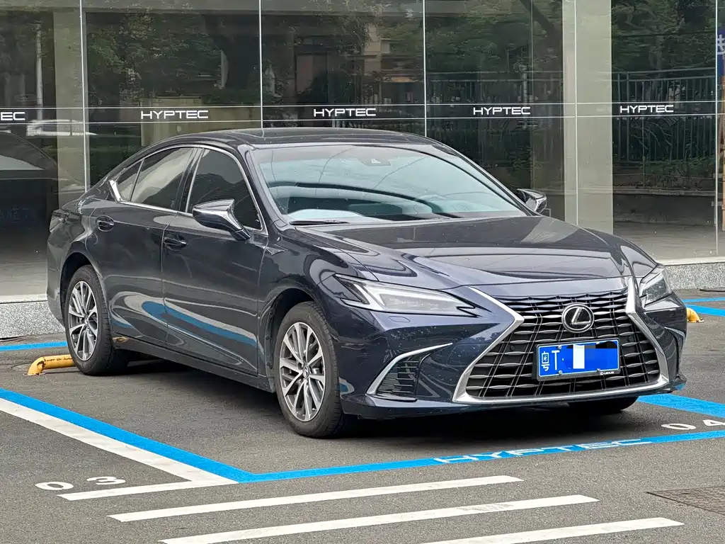 Lexus ES 2025 200 Premium Edition купить на сайте DeffCars