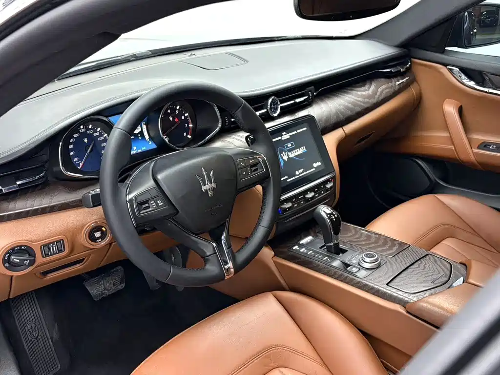 President 2018 3.0T Standard Edition купить на сайте DeffCars