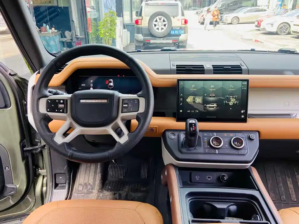 Land Rover Defender 2024 110 3.0T P400 Dark Special Edition купить на сайте DeffCars