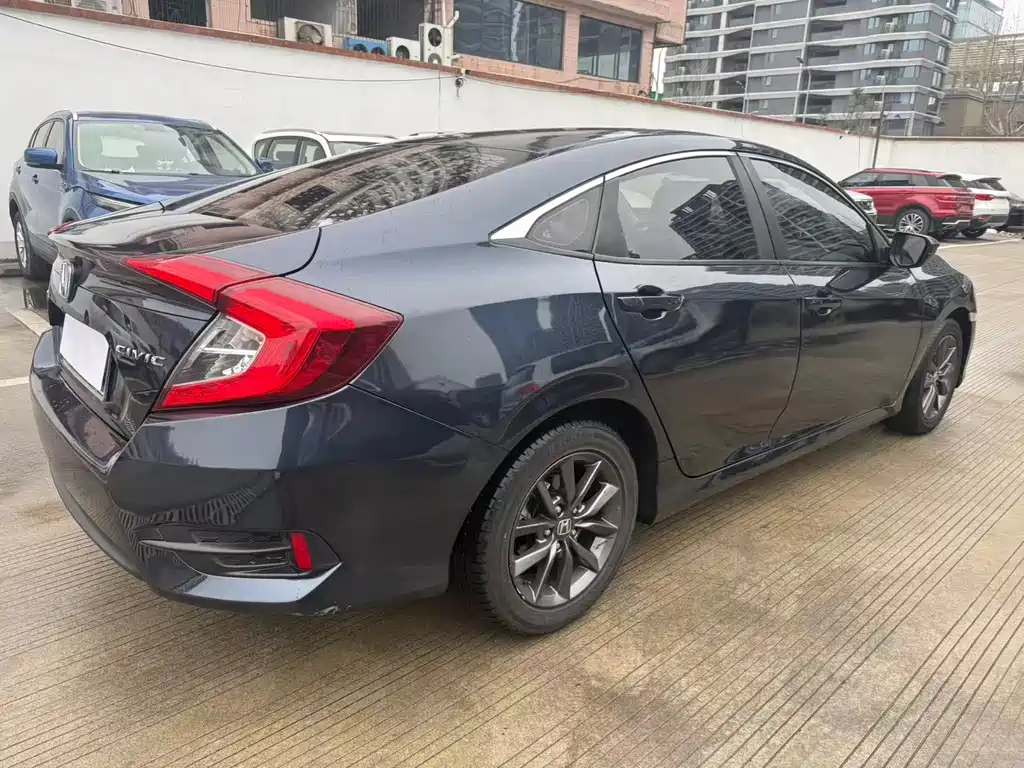 Civic 2019 180TURBO CVT Sports Edition National V купить на сайте DeffCars