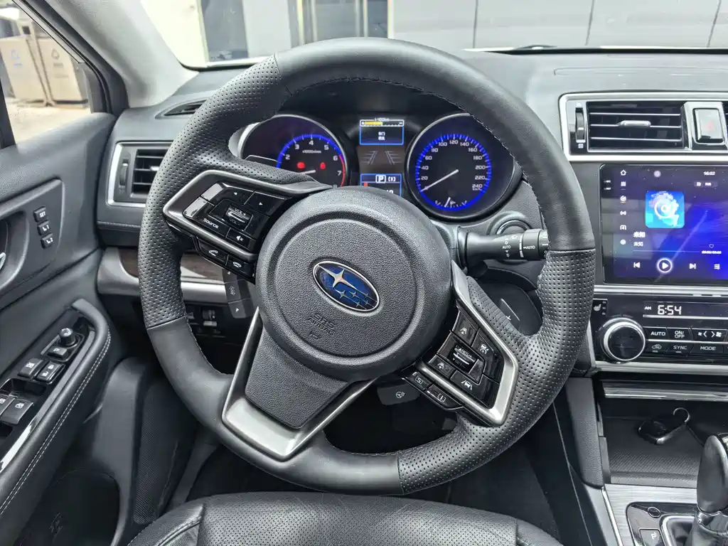 Outback 2020 2.5i Deluxe Navigation Edition EyeSight купить на сайте DeffCars