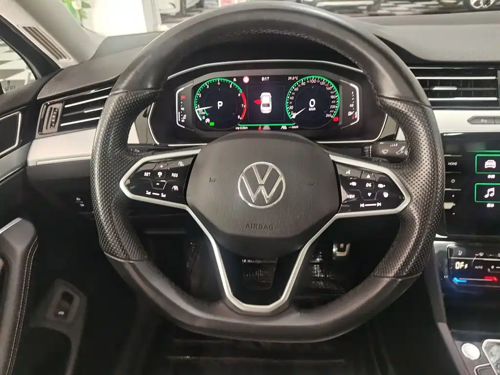 Magotan 2023 2M Anniversary Edition 330TSI DSG Luxury купить на сайте DeffCars