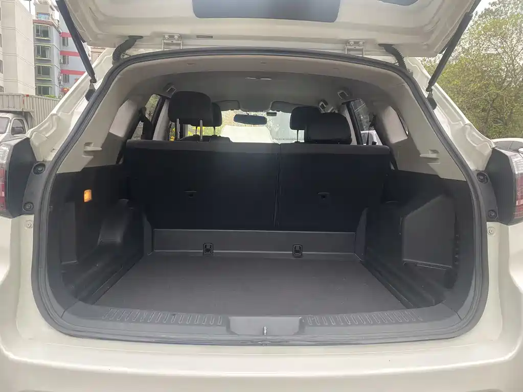 Venucia T70 2019 1.6L manual classic version купить на сайте DeffCars