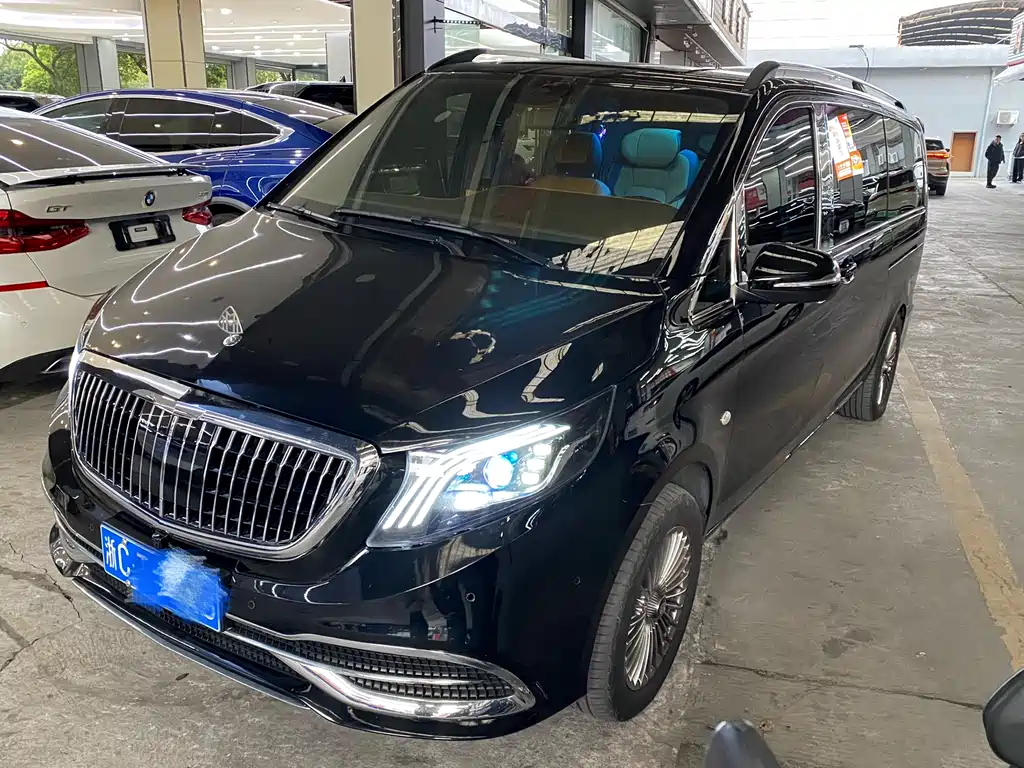 Vito 2023 2.0T Business Edition 7 seats купить на сайте DeffCars