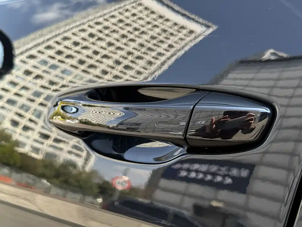 Touron 2024 380TSI four-wheel drive luxury version купить на сайте DeffCars