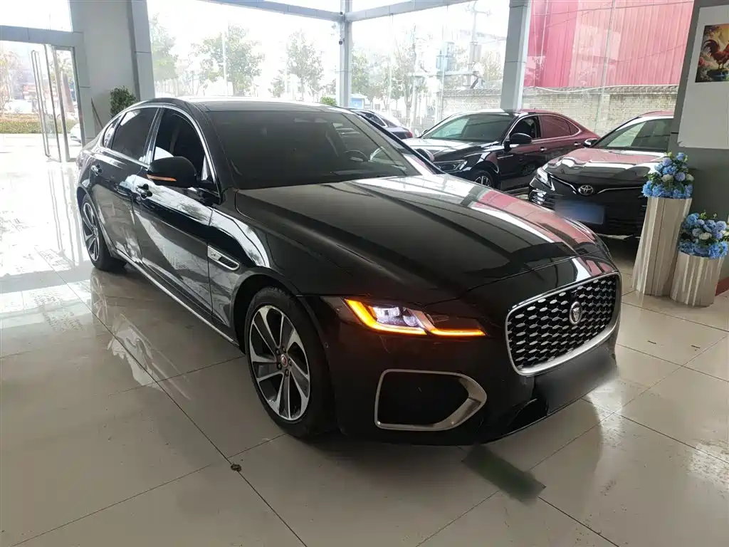 Jaguar XFL 2022 XFL 2.0T P200 2WD Elite Deluxe Edition купить на сайте DeffCars