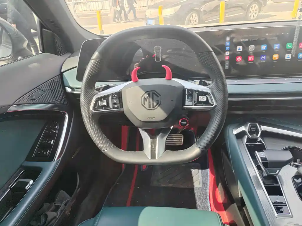 MG7 2023 2.0T Automatic Beauty Hunting Exclusive Edition купить на сайте DeffCars