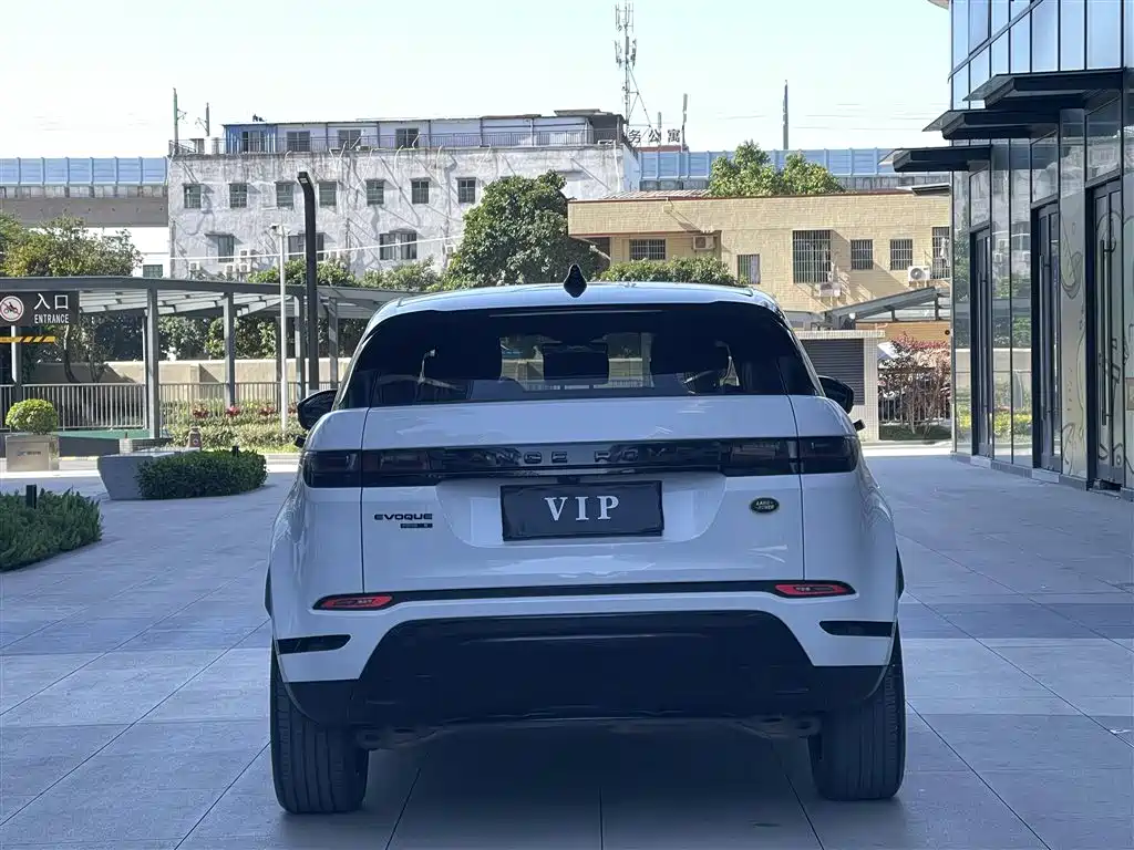 Range Rover Evoque 2020 249PS R-DYNAMIC S first sports customized version купить на сайте DeffCars