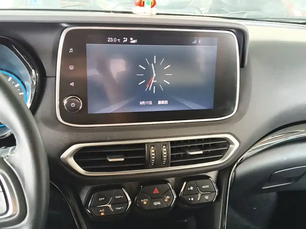 Trumpchi GS4 2018 235T Automatic 2WD Luxury Connected Million Commemorative Edition купить на сайте DeffCars