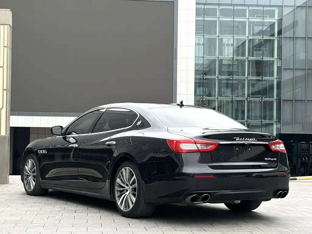 President 2018 3.0T Standard Edition купить на сайте DeffCars