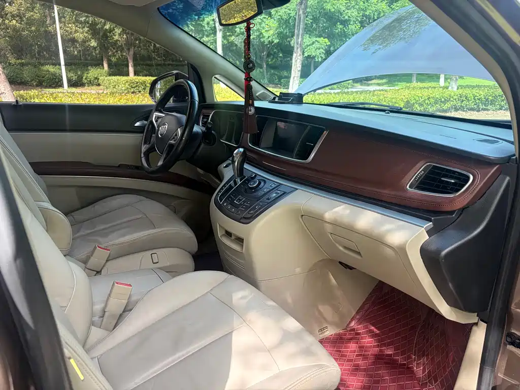 Buick GL8 2018 28T Luxury Country VI купить на сайте DeffCars