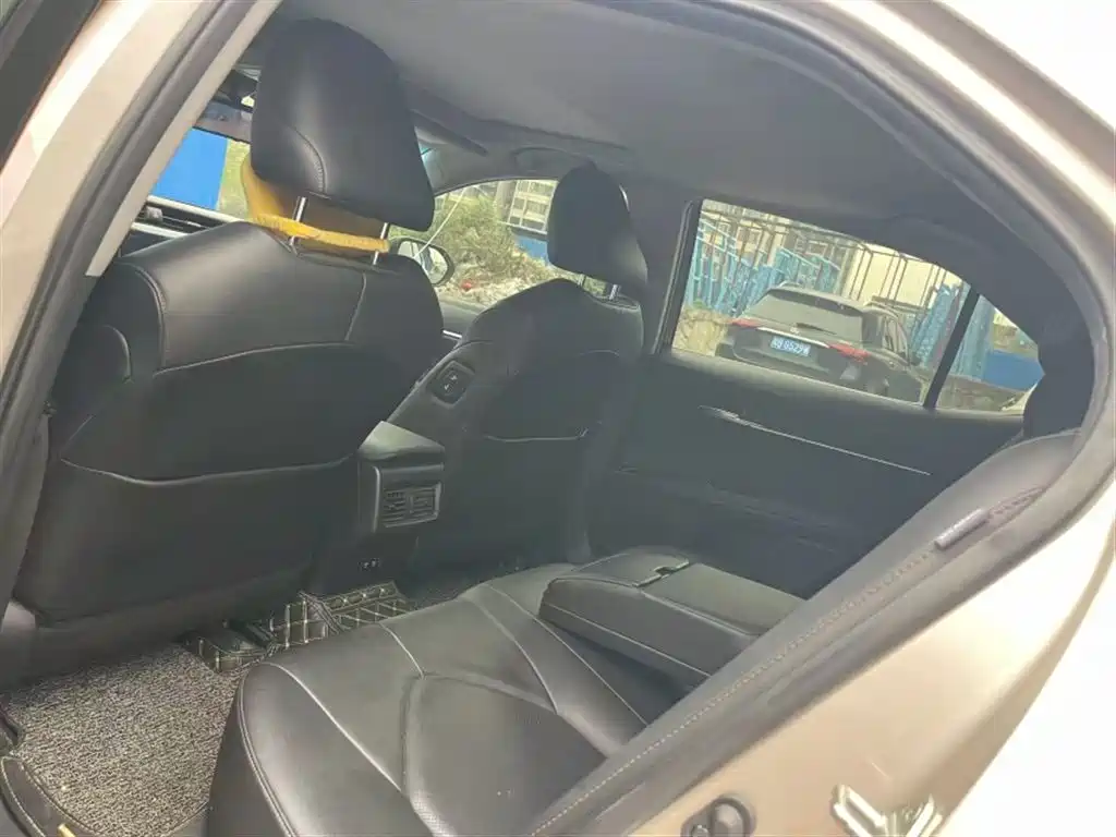 Camry 2019 2.0G Deluxe Edition National V купить на сайте DeffCars