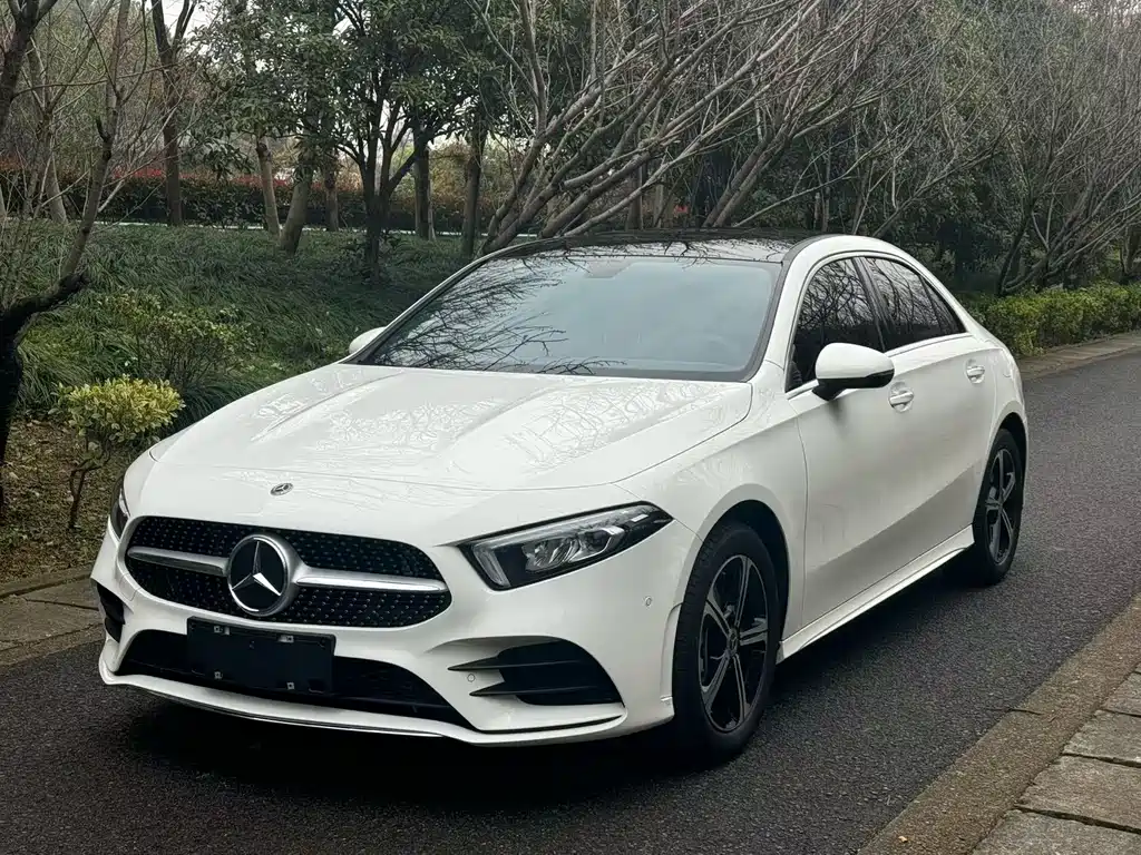 Mercedes-Benz A-Class 2022 Model 2 A 200 L Sports Sedan Fashionable купить на сайте DeffCars