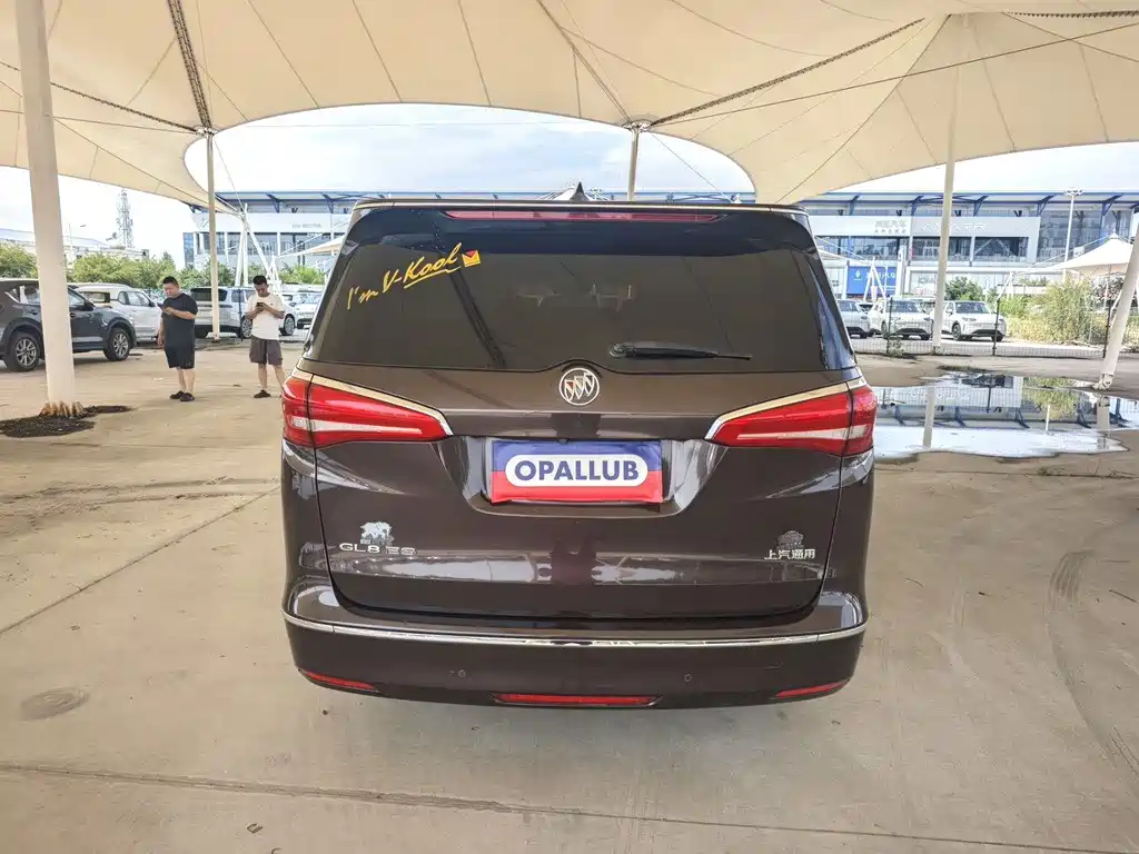 Buick GL8 2018 ES 28T flagship model National VI купить на сайте DeffCars