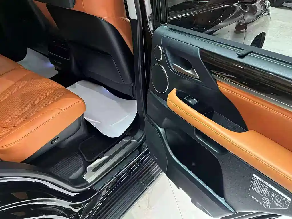 Lexus LX 2016款 570 动感豪华版 купить на сайте DeffCars