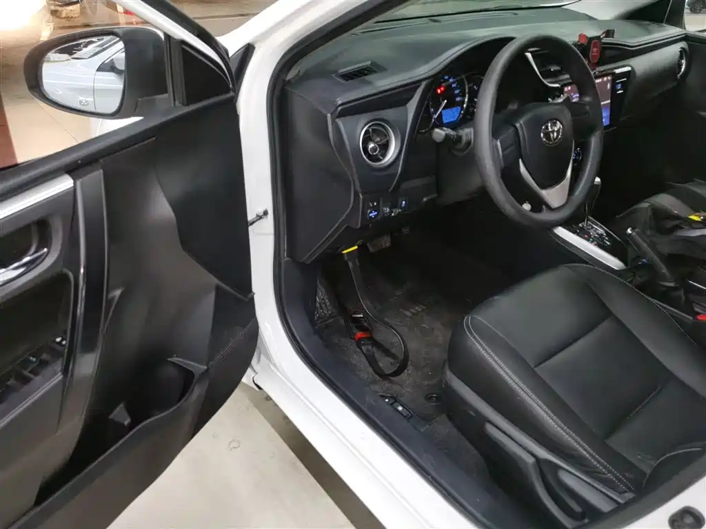 Corolla 2017 facelift 1.2T S-CVT GL купить на сайте DeffCars