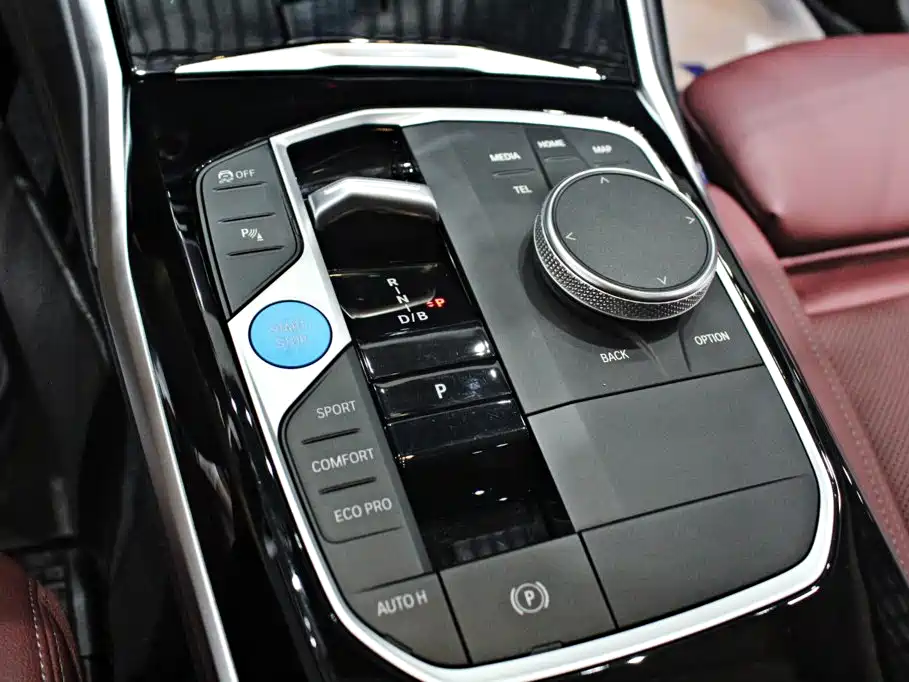 BMW i3 2022 eDrive 35 L купить на сайте DeffCars