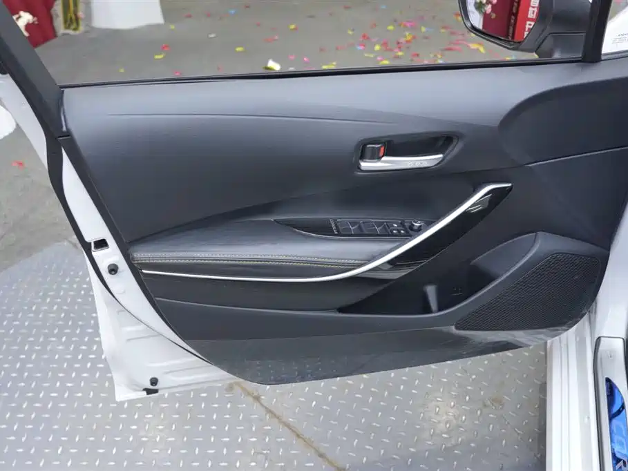 Corolla 2023 1.8L Intelligent Electric Hybrid Dual Engine Elite Edition купить на сайте DeffCars