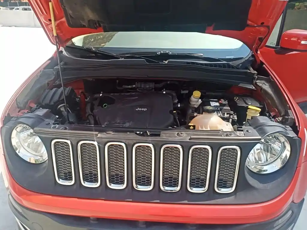 Renegade 2017 180T Automatic High Energy Edition купить на сайте DeffCars