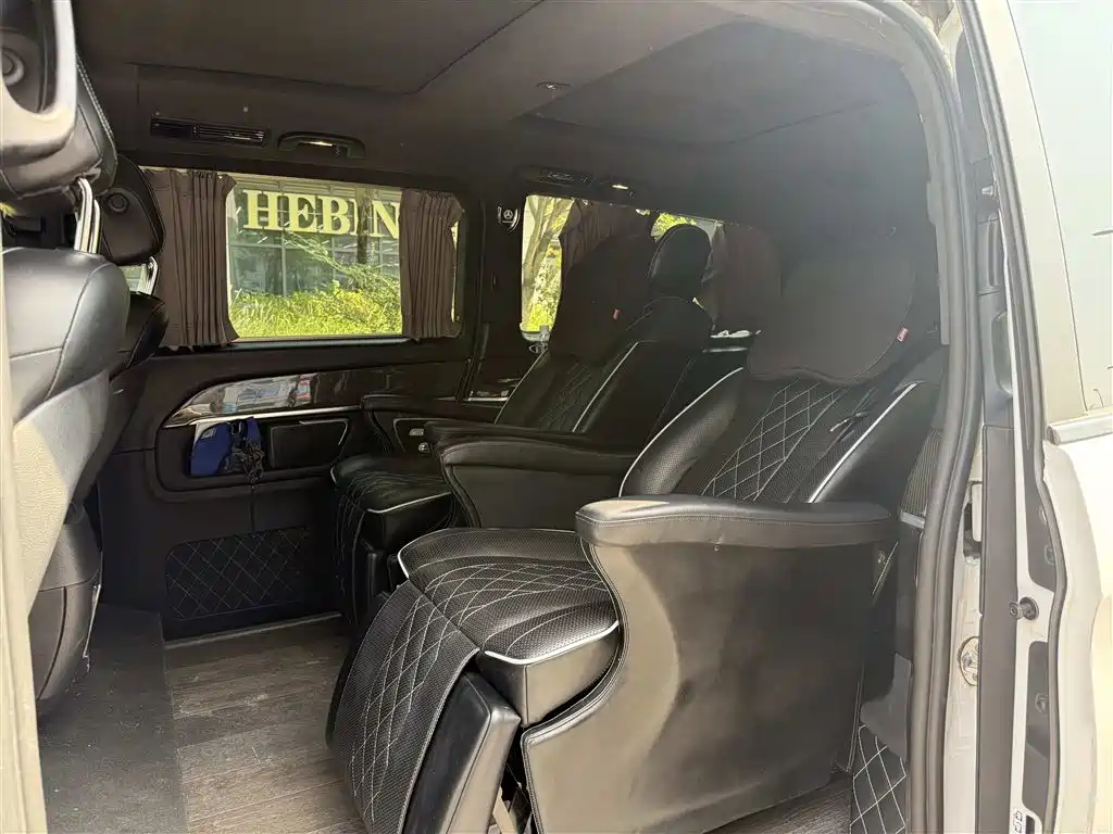 Mercedes-Benz V-Class 2018 V 260 L Premium Extended Edition National V купить на сайте DeffCars