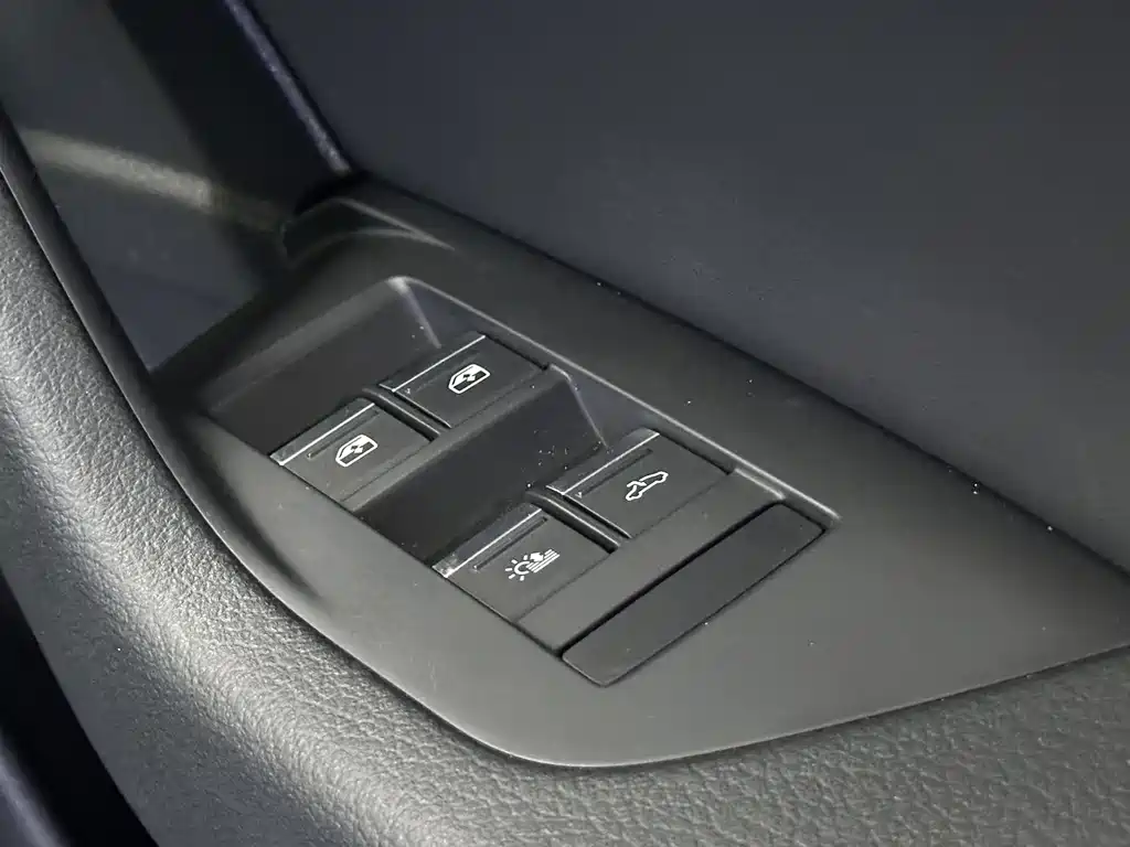 Audi A6L 2019 45 TFSI quattro exclusive and elegant model купить на сайте DeffCars