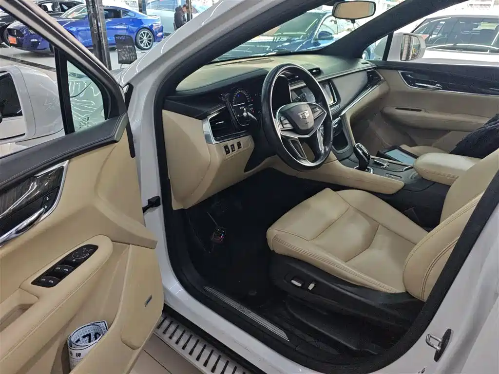Cadillac XT5 2016 25T Technology купить на сайте DeffCars