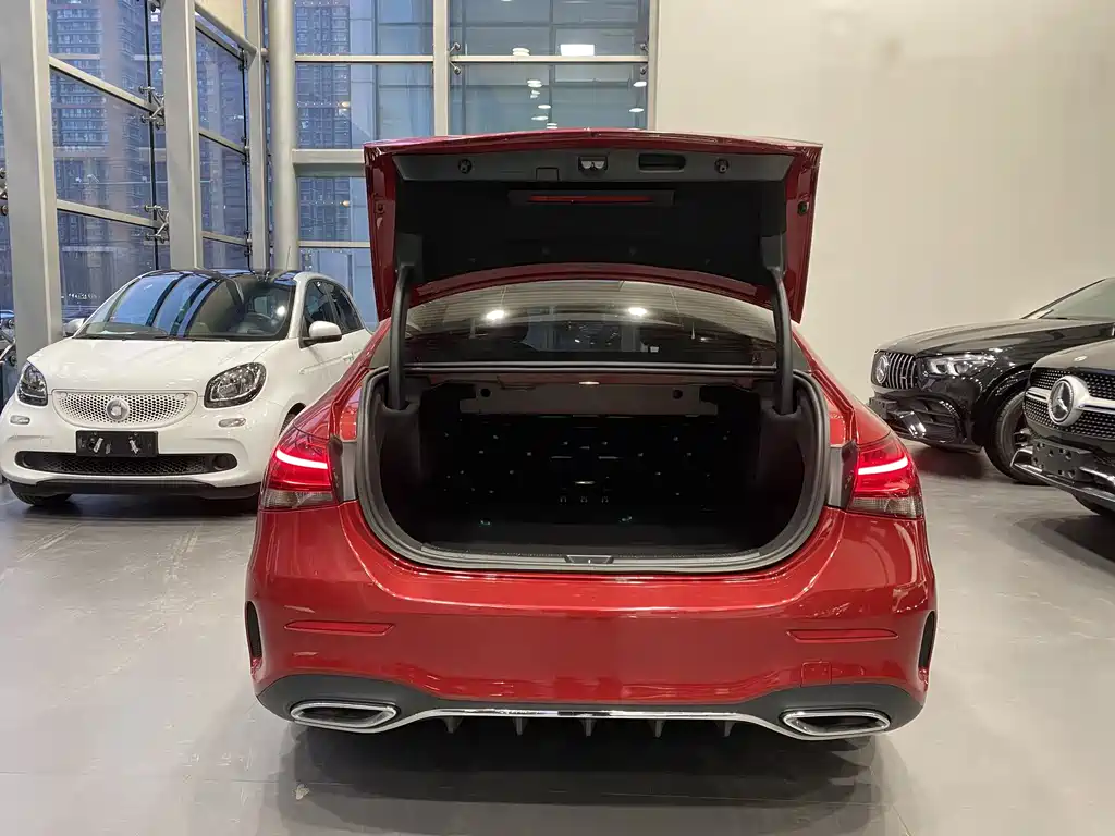 Mercedes-Benz A-Class 2022 A 180 L купить на сайте DeffCars