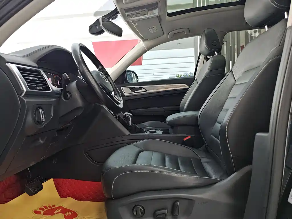Touron 2020 facelift 380TSI four-wheel drive luxury version купить на сайте DeffCars